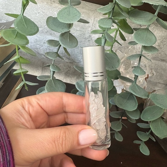 Crystal and Clear Glass Roller Bottle with Silver Cap - Picture 3 of 4